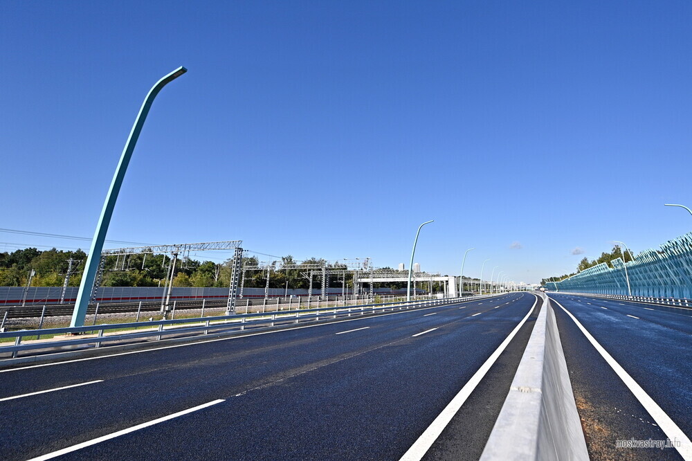 Свыше 170 км дорог отремонтировали и построили в ходе реконструкции развязок на МКАД