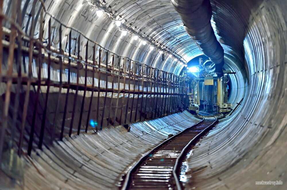 Тоннели между станциями метро «ЗИЛ» и «Крымская» пройдены на треть