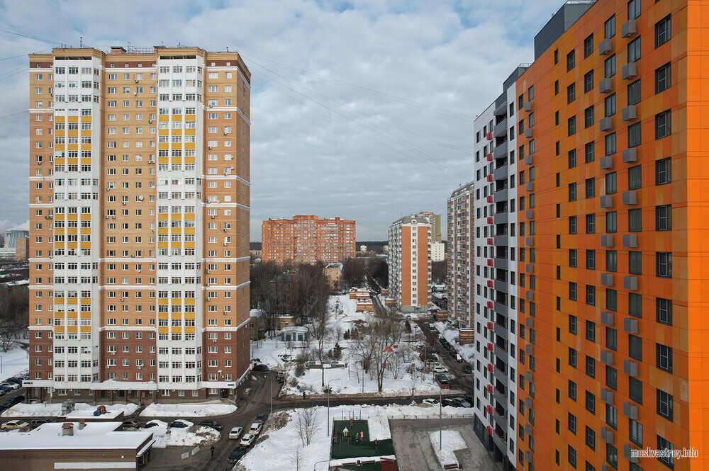 В Москве строят и проектируют более 380 домов по реновации – Бочкарёв