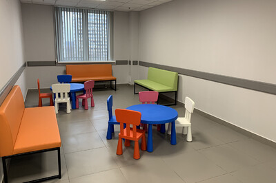 Завершено остекление детской поликлиники в районе Кунцево