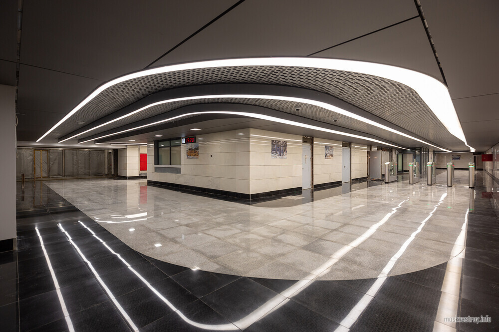 Завершается отделка второго вестибюля станции «Авиамоторная» БКЛ метро