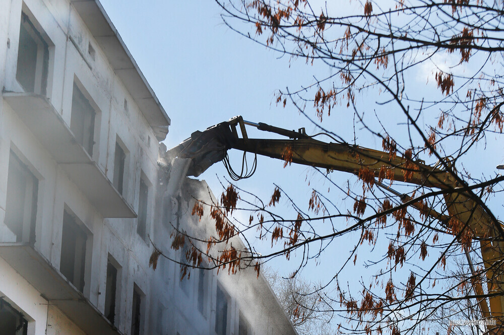 В Москве снесут порядка 70 старых домов по реновации к середине года