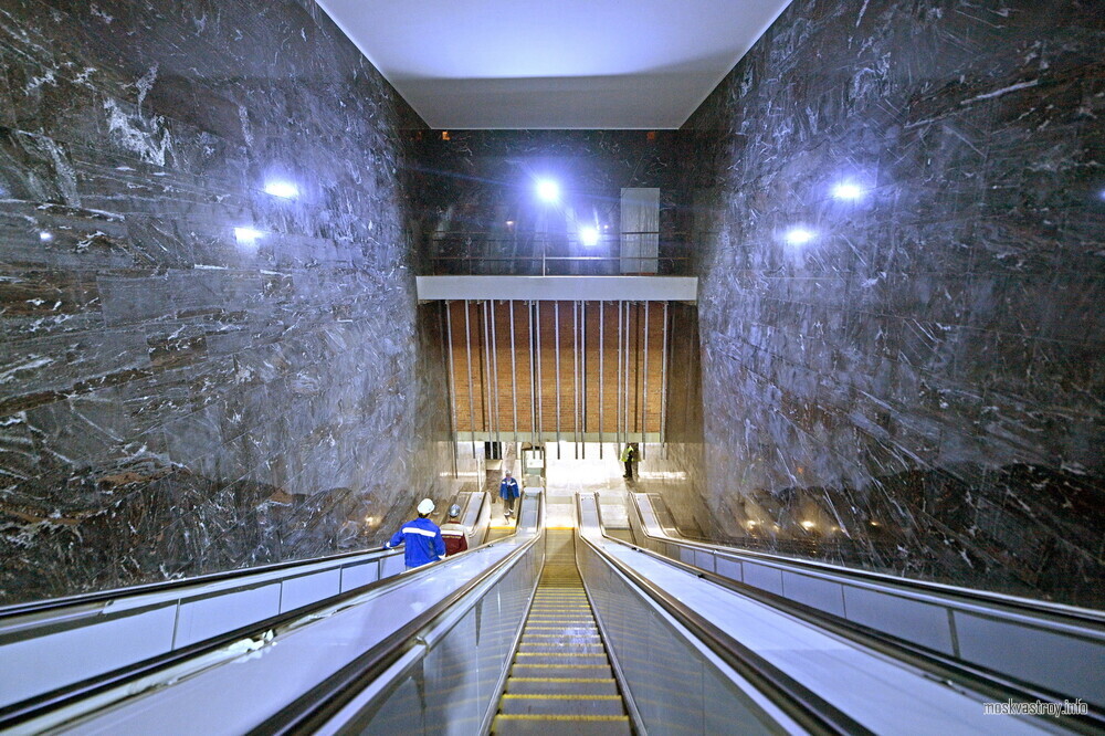 Собянин: завершается отделка станции метро «Лианозово»