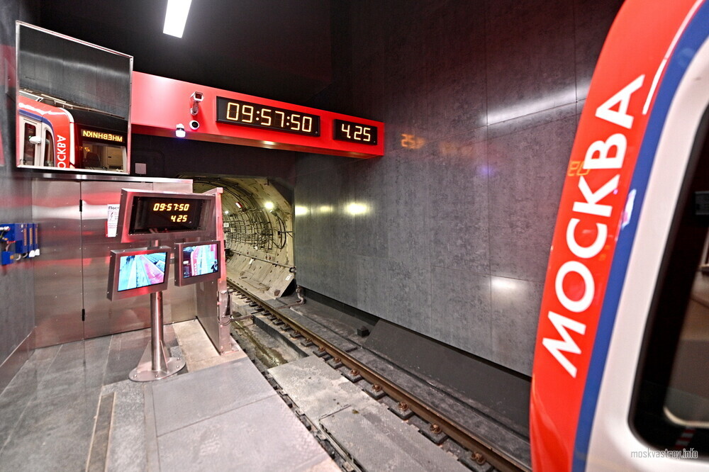 Собянин: 69 станций метро построено в Москве с 2011 года