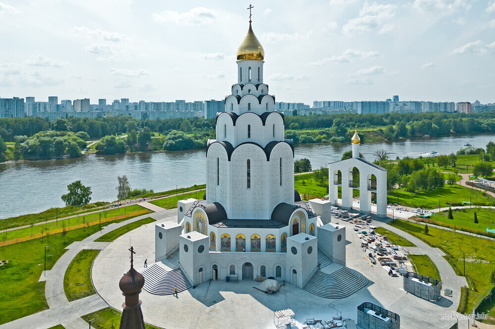 Духовно-культурный центр с храмом построили в Покровском-Стрешневе