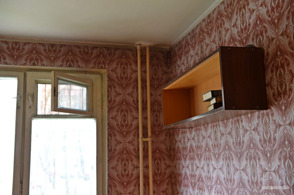 В Москве расселили 28 старых домов по реновации в феврале