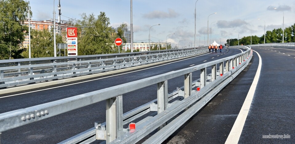 Почти 250 км дорог построят в Москве к 2025 году – Бочкарёв