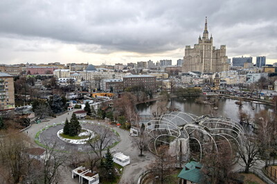 Парковка для экскурсионных автобусов появится у Московского зоопарка