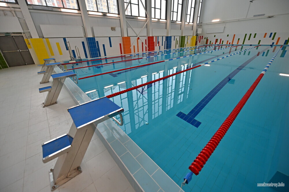 Завершается строительство двух спорткомплексов с бассейнами в СВАО